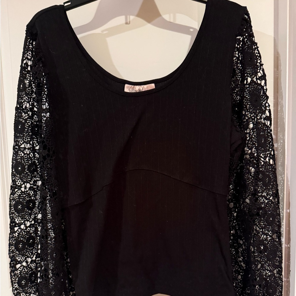 Elegant Black Lace Sleeve Top